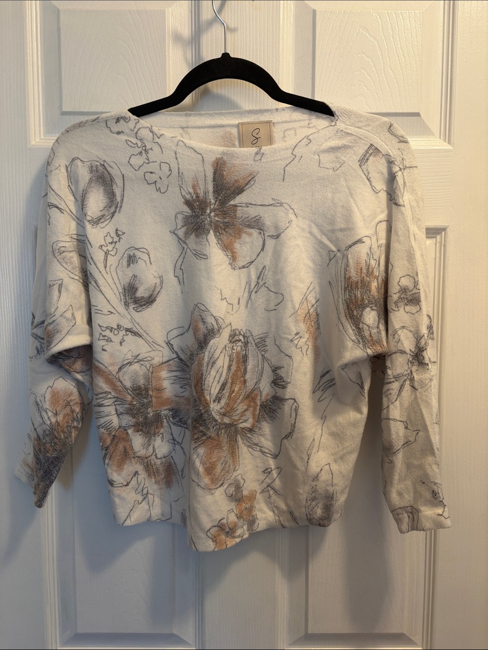 Sioni Cream Crewneck Sweater with Brown & Gray Floral Sketch